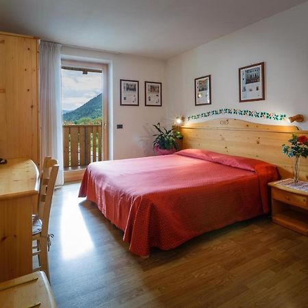 Hotel La Locanda Pinzolo Eksteriør bilde